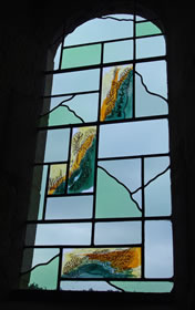 Creation-eglise-dalles-de-verre-empreintes